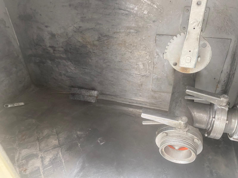 Magyar A1 - Poluprikolica cisterna: slika 5 Magyar A1 - Poluprikolica cisterna: slika 5