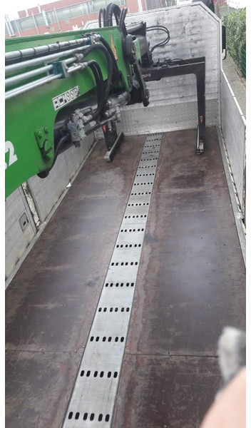 Lizing Mercedes-Benz 1835 Antos 4x2 Klima 1-Hand Mercedes-Benz 1835 Antos 4x2 Klima 1-Hand: slika 8 Lizing Mercedes-Benz 1835 Antos 4x2 Klima 1-Hand Mercedes-Benz 1835 Antos 4x2 Klima 1-Hand: slika 8