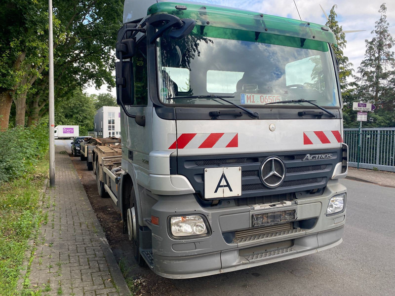 Mercedes-Benz 2641K 6x2 Abroller Klima - Kamion sa hidrauličnom kukom: slika 4 Mercedes-Benz 2641K 6x2 Abroller Klima - Kamion sa hidrauličnom kukom: slika 4