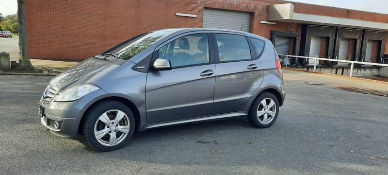 Mercedes-Benz A-Klasse 180 A 180 CDI AVANTGARDE - Automobil: slika 2 Mercedes-Benz A-Klasse 180 A 180 CDI AVANTGARDE - Automobil: slika 2