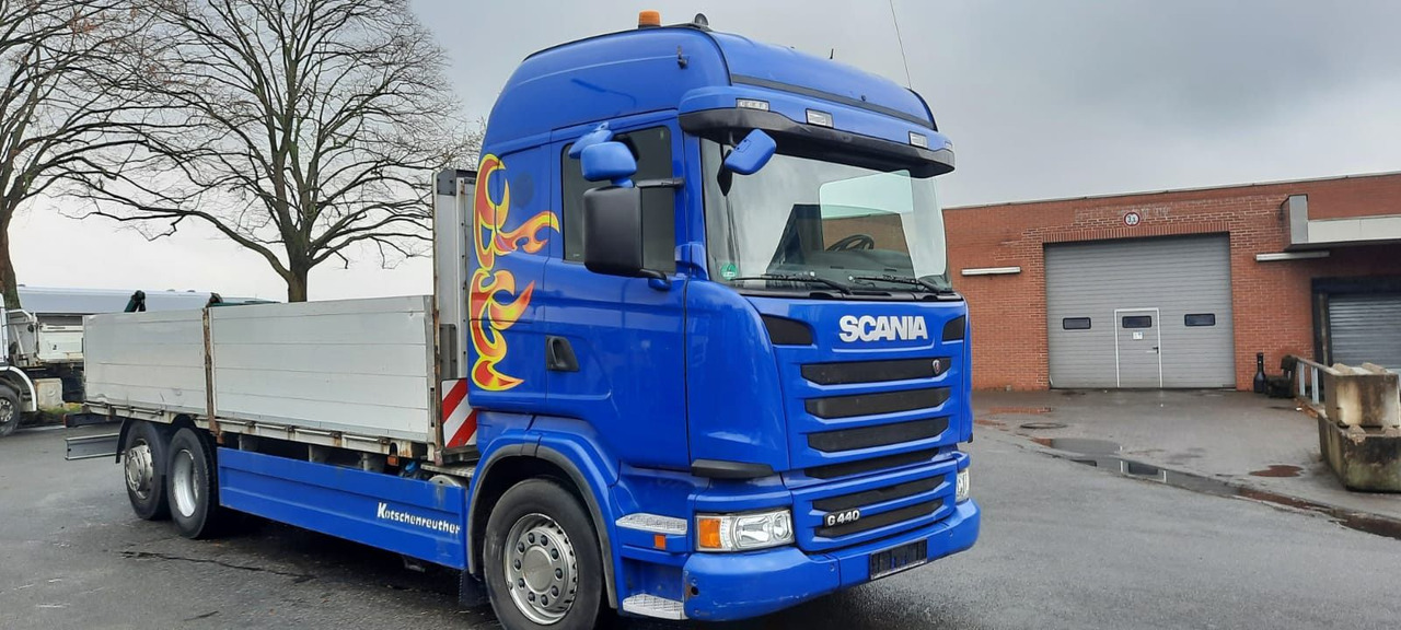 Scania G440 Pritsche 6x2 Kran am Heck vor. - Kamion sa tovarnim sandukom, Kamion sa dizalicom: slika 2 Scania G440 Pritsche 6x2 Kran am Heck vor. - Kamion sa tovarnim sandukom, Kamion sa dizalicom: slika 2
