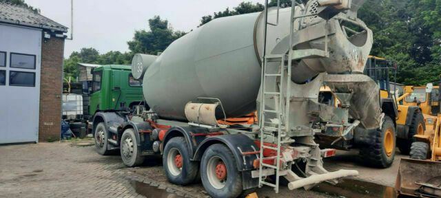 Scania P340PS 4-Achser 8x4 Betonmischer Euro:4 - Mikser za beton: slika 3 Scania P340PS 4-Achser 8x4 Betonmischer Euro:4 - Mikser za beton: slika 3