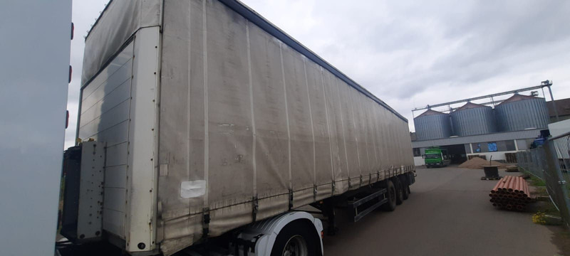 Schmitz Cargobull 3-Achser Pritsche Plane - Poluprikolica sa ceradom: slika 3 Schmitz Cargobull 3-Achser Pritsche Plane - Poluprikolica sa ceradom: slika 3