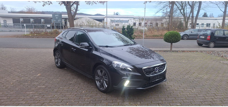 Volvo V40 Cross Country You! - Automobil: slika 1 Volvo V40 Cross Country You! - Automobil: slika 1