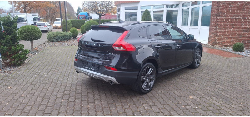 Volvo V40 Cross Country You! - Automobil: slika 4 Volvo V40 Cross Country You! - Automobil: slika 4
