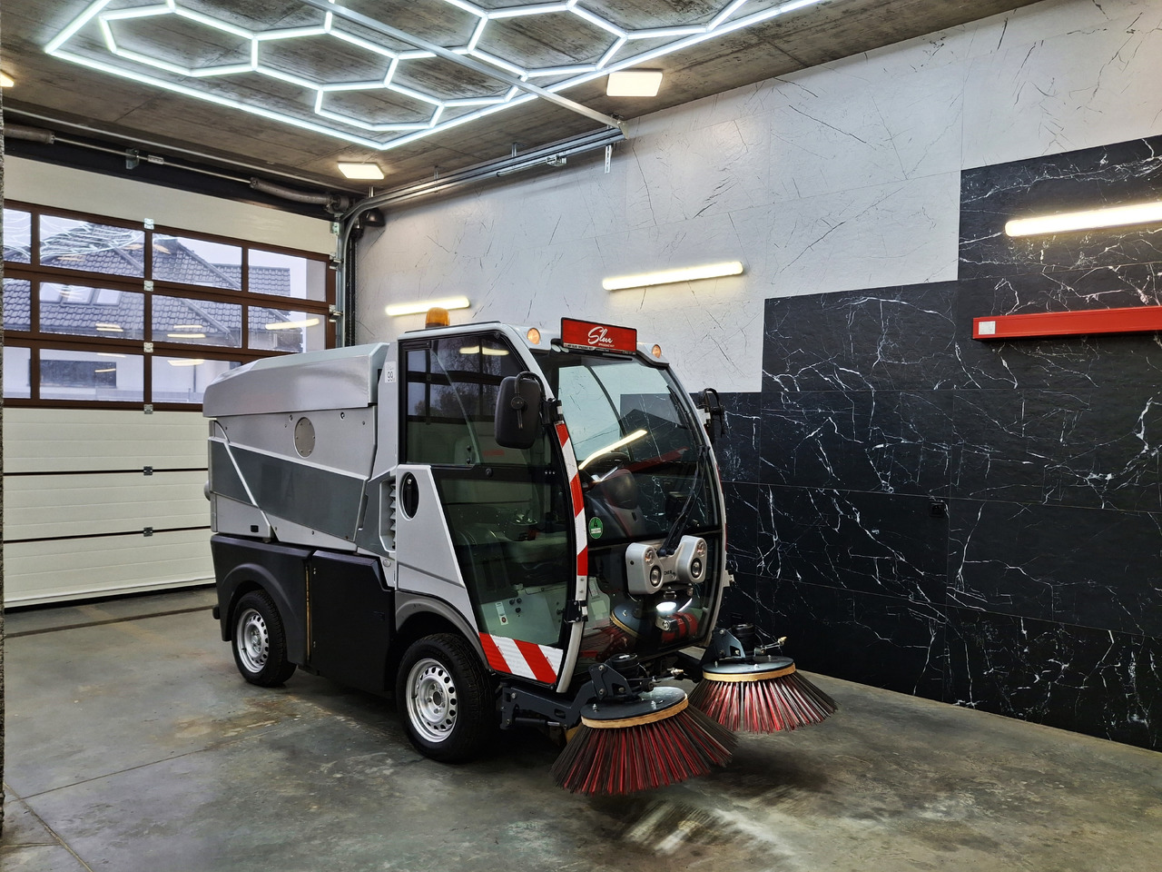 Bucher CityCat 1000 Zamiatarka Kehrmaschine PM10 - Autočistilica: slika 1 Bucher CityCat 1000 Zamiatarka Kehrmaschine PM10 - Autočistilica: slika 1