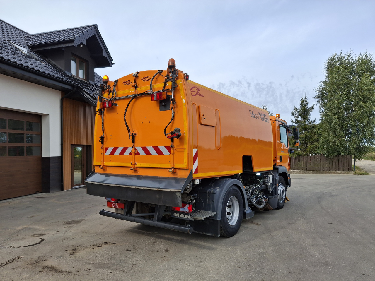 MAN TGM 18.250 Zamiatarka Kupper Weisser BROCK 2 Motoren Szczotki L/R PM10 Odchwaszczarka - Autočistilica: slika 5 MAN TGM 18.250 Zamiatarka Kupper Weisser BROCK 2 Motoren Szczotki L/R PM10 Odchwaszczarka - Autočistilica: slika 5