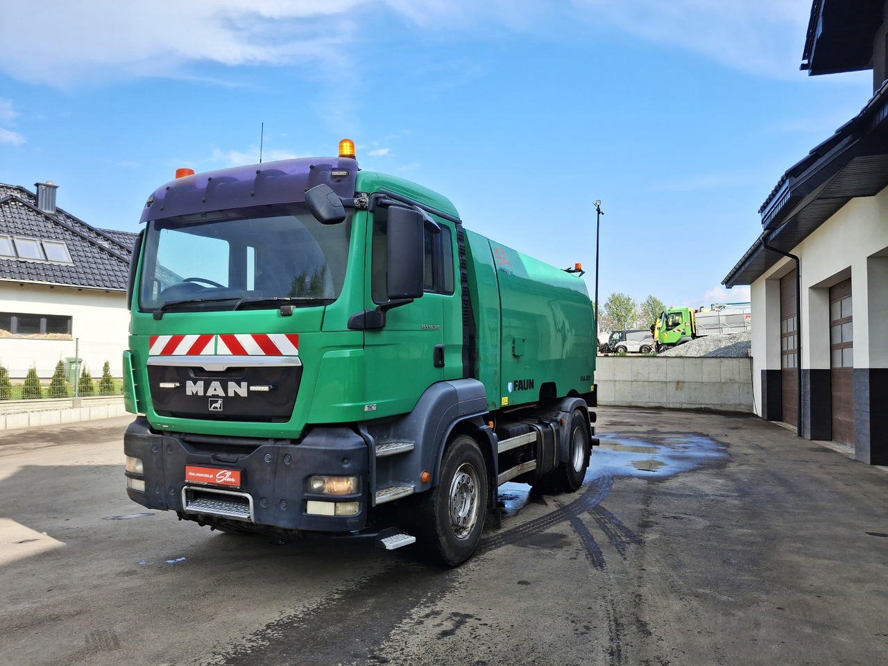 MAN TGS 18.320 FAUN Zamiatarka Kehrmaschine EUnited PM10 - Autočistilica: slika 2 MAN TGS 18.320 FAUN Zamiatarka Kehrmaschine EUnited PM10 - Autočistilica: slika 2