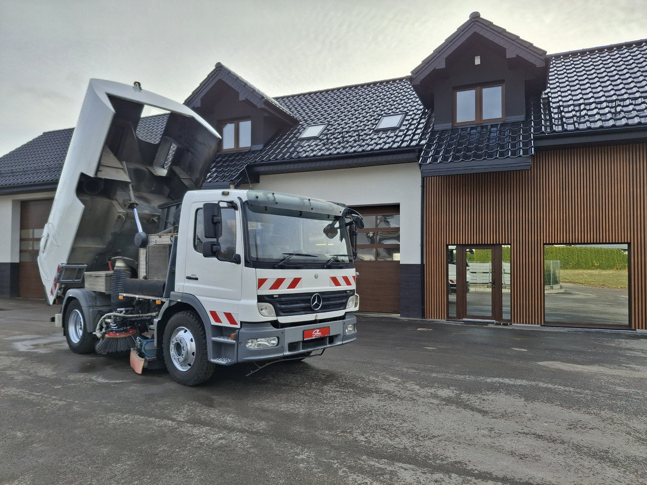 Mercedes-Benz Atego 1524 Zamiatarka Kehrmaschine BUCHER 2 Motoren Sweeper - Autočistilica: slika 5 Mercedes-Benz Atego 1524 Zamiatarka Kehrmaschine BUCHER 2 Motoren Sweeper - Autočistilica: slika 5