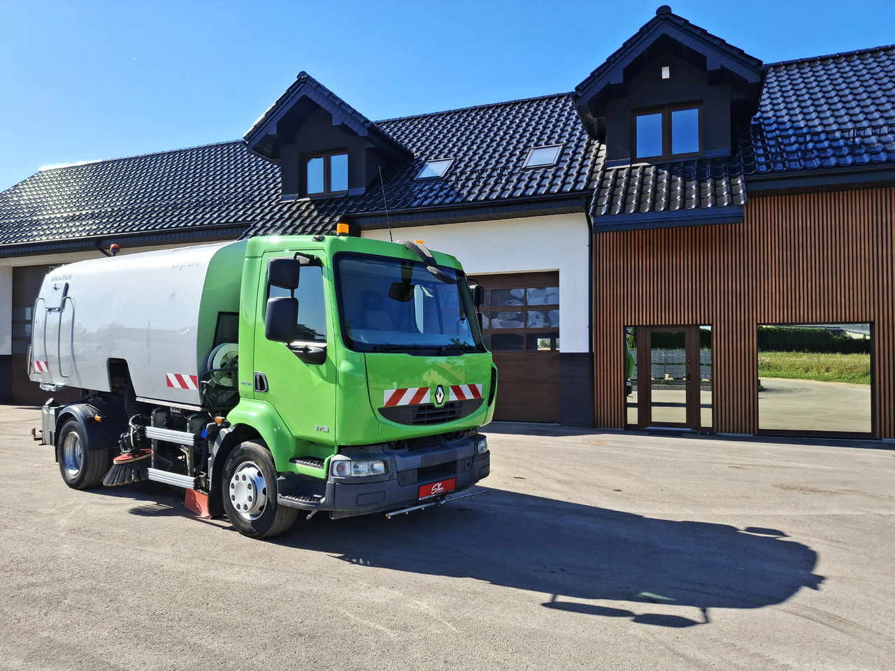 RENAULT Middlum 270 DXI Zamiatarka Kehrmaschine BUCHER Karcher L/R 2 Silniki 2 Motoren - Autočistilica: slika 1 RENAULT Middlum 270 DXI Zamiatarka Kehrmaschine BUCHER Karcher L/R 2 Silniki 2 Motoren - Autočistilica: slika 1