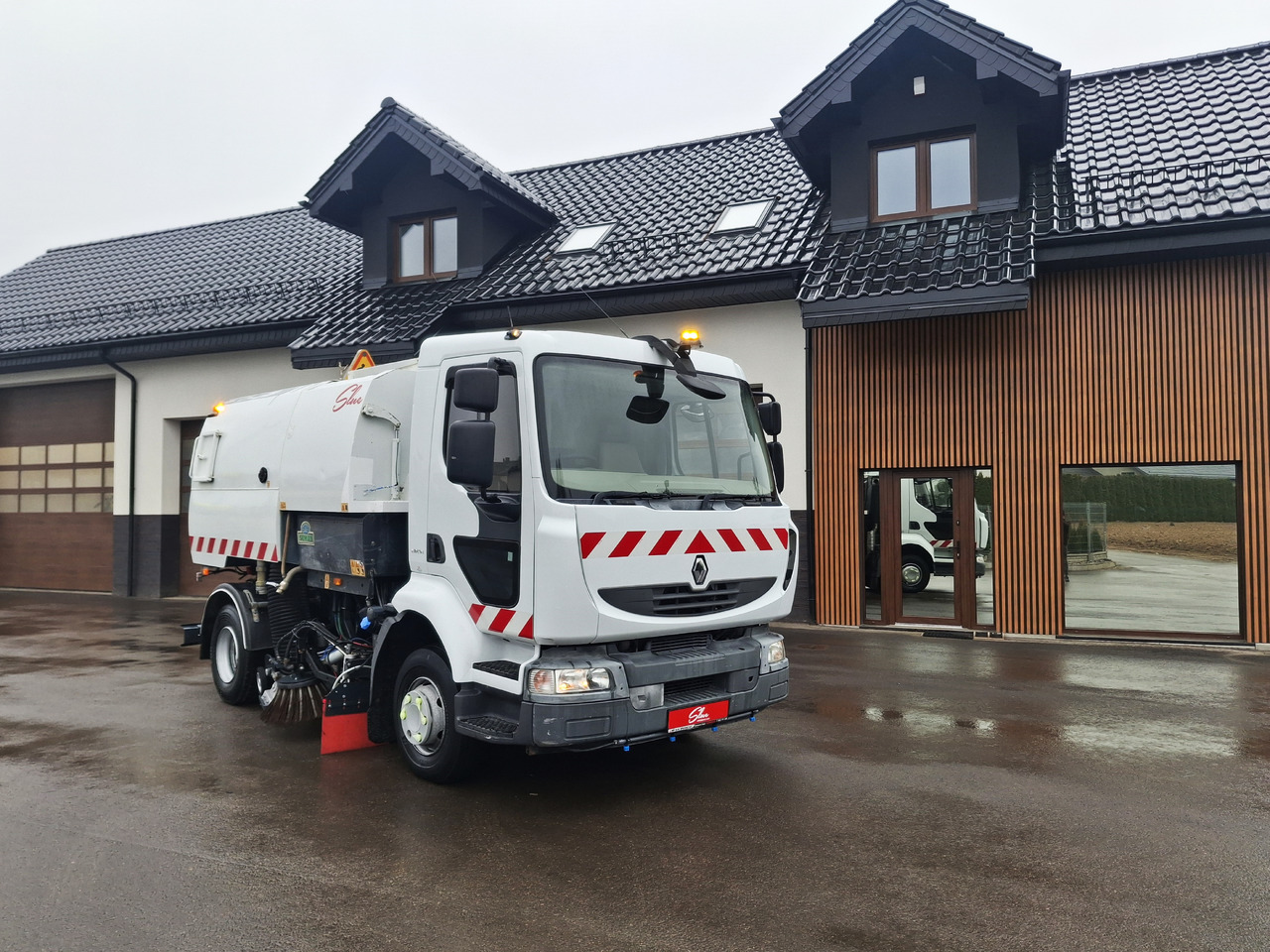 RENAULT Midlum 220 Zamiatarka Kehrmaschine Johnston 2 Motoren Szczotki L/R - Autočistilica: slika 1 RENAULT Midlum 220 Zamiatarka Kehrmaschine Johnston 2 Motoren Szczotki L/R - Autočistilica: slika 1