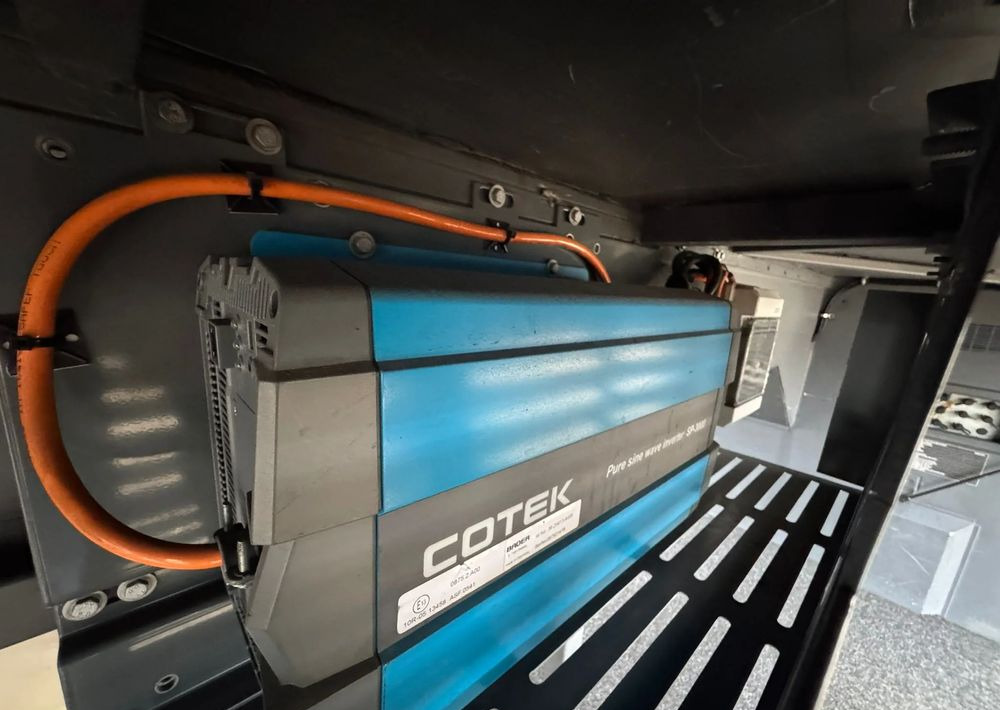 Druga mašina Neoplan Cityliner: slika 11 Druga mašina Neoplan Cityliner: slika 11