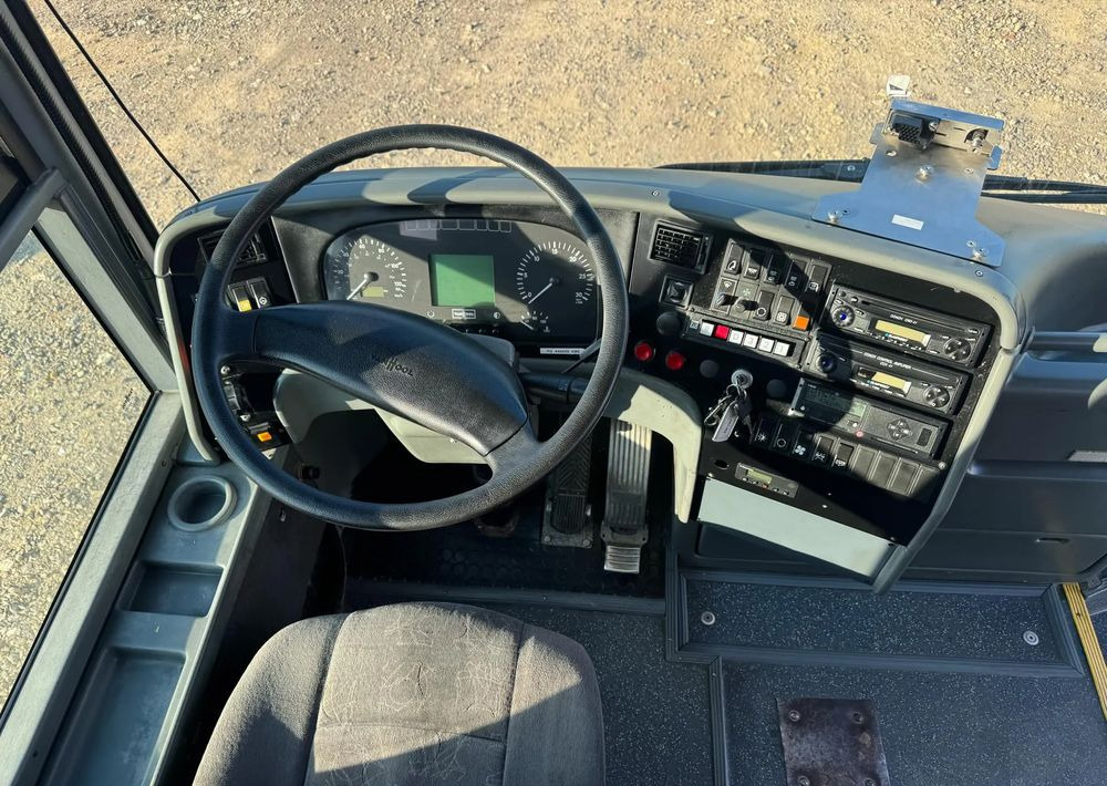 Prigradski autobus Van Hool T915 TL: slika 19