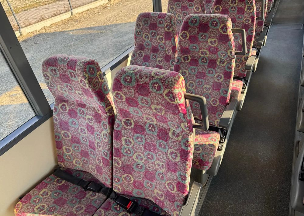 Prigradski autobus Van Hool T915 TL: slika 15