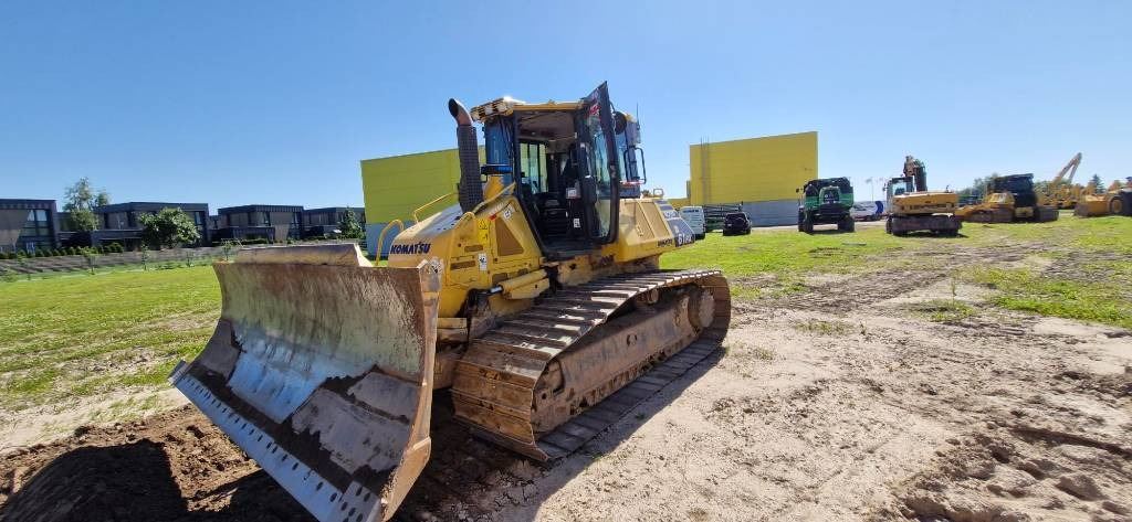 Komatsu D61PX - 24 - Buldožer: slika 2 Komatsu D61PX - 24 - Buldožer: slika 2