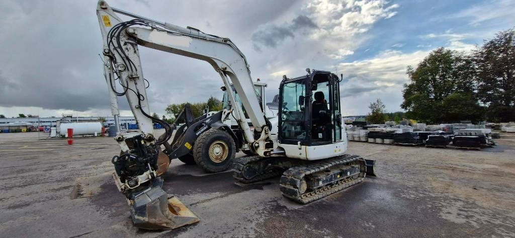 Komatsu PC 80 MR-5E0 - Mini bager: slika 1 Komatsu PC 80 MR-5E0 - Mini bager: slika 1