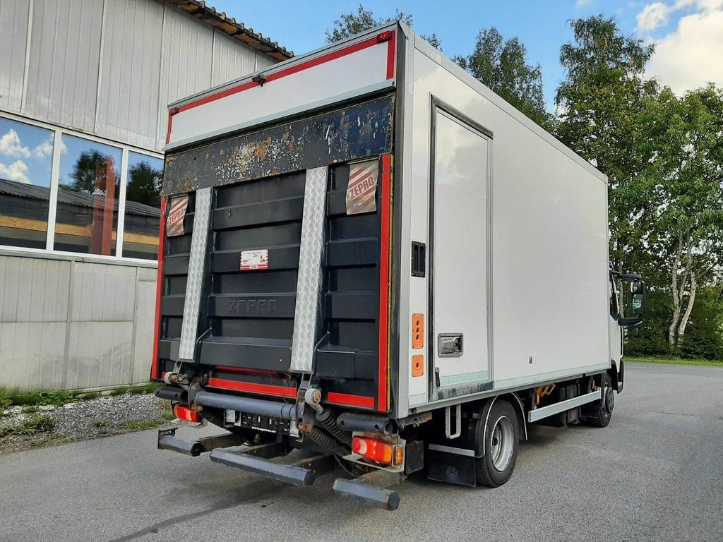 Renault D CAB 4X2 EURO6 - Kamion sa zatvorenim sandukom: slika 3 Renault D CAB 4X2 EURO6 - Kamion sa zatvorenim sandukom: slika 3