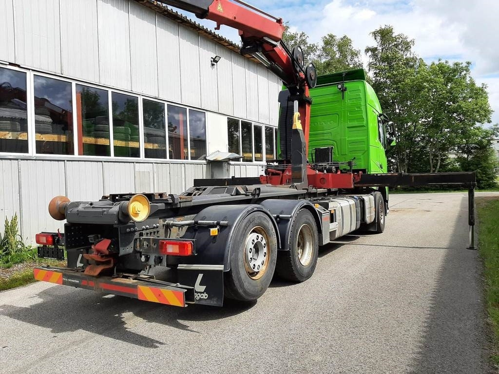 Volvo FH500 6X2 PALIFT + HMF 2120 K5 - Kamion sa hidrauličnom kukom: slika 3 Volvo FH500 6X2 PALIFT + HMF 2120 K5 - Kamion sa hidrauličnom kukom: slika 3