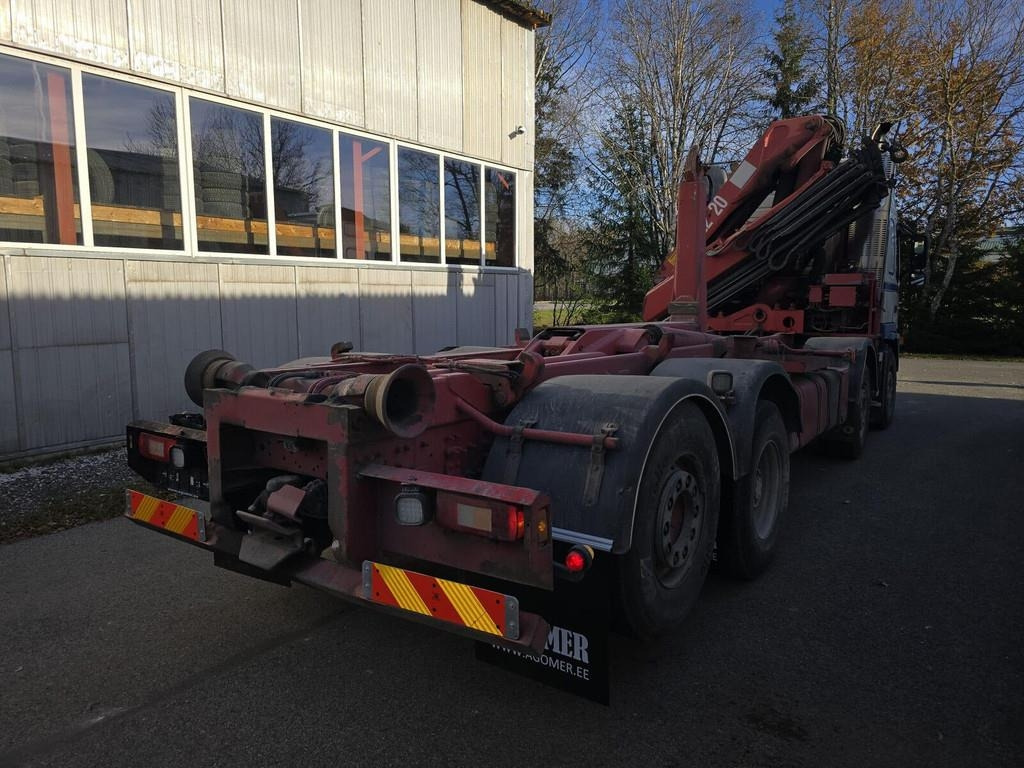 Volvo FM12 420 8X2 HMF 2220 K4  - Kamion sa hidrauličnom kukom: slika 3 Volvo FM12 420 8X2 HMF 2220 K4  - Kamion sa hidrauličnom kukom: slika 3