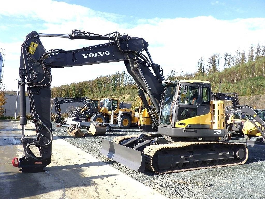Volvo ECR 235 D - Bager guseničar: slika 1 Volvo ECR 235 D - Bager guseničar: slika 1