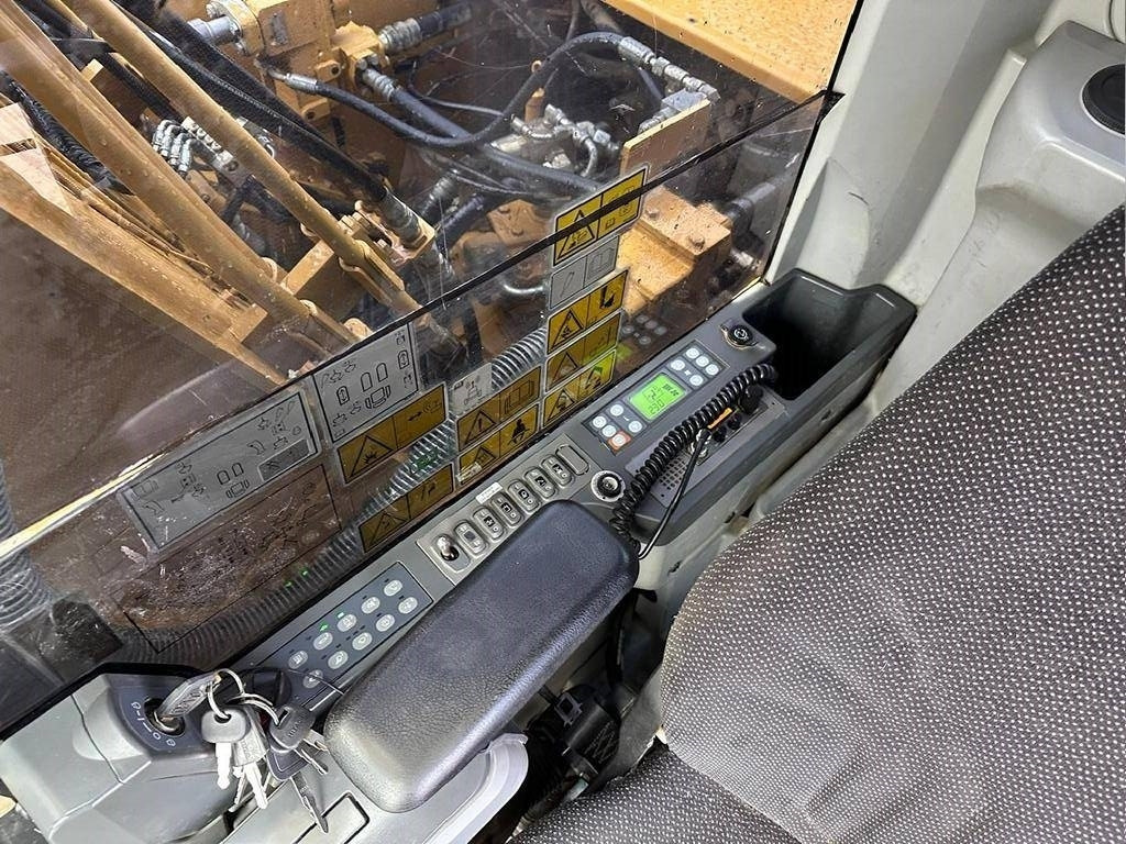 Bager guseničar CAT 324 E LN: slika 9