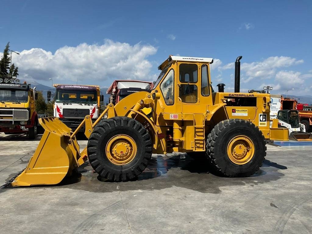 Utovarivač točkaš CAT 966C: slika 19