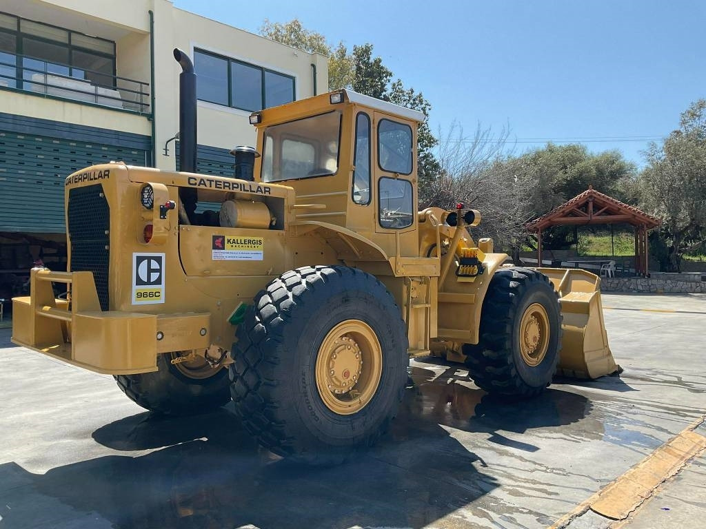 Utovarivač točkaš CAT 966C: slika 14