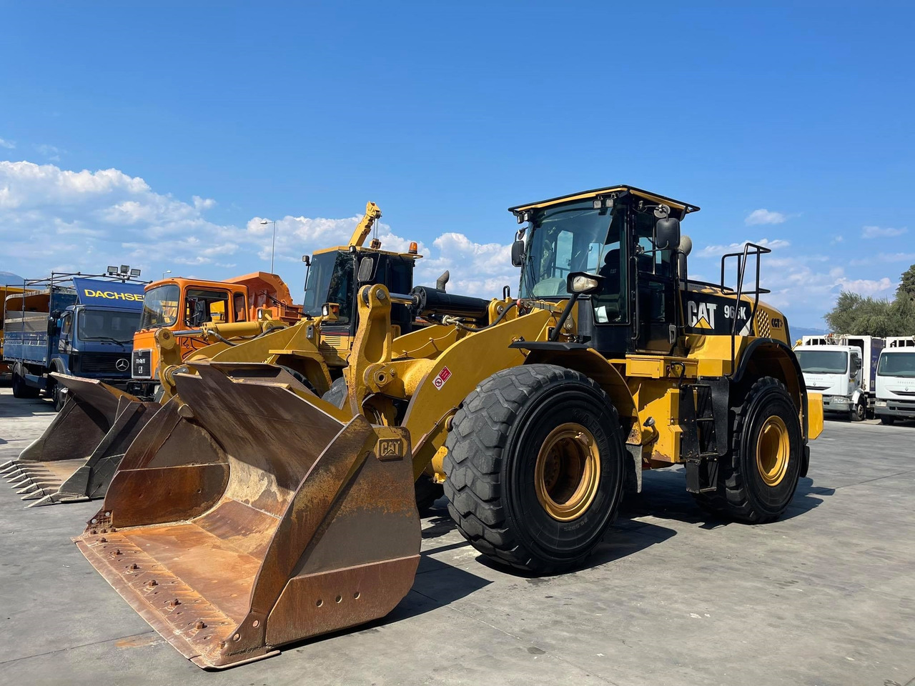 CAT 966K - Utovarivač točkaš: slika 2 CAT 966K - Utovarivač točkaš: slika 2