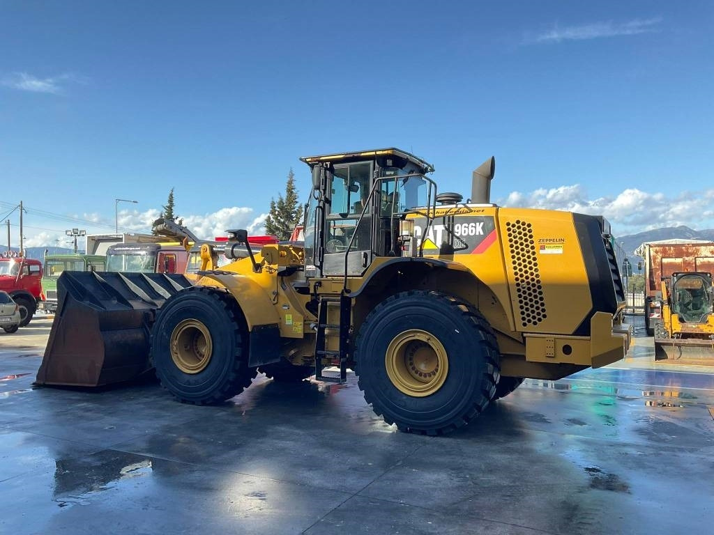 CAT 966K XE - Utovarivač točkaš: slika 3 CAT 966K XE - Utovarivač točkaš: slika 3