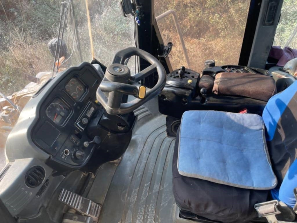 CAT 972 G II - Utovarivač točkaš: slika 5 CAT 972 G II - Utovarivač točkaš: slika 5