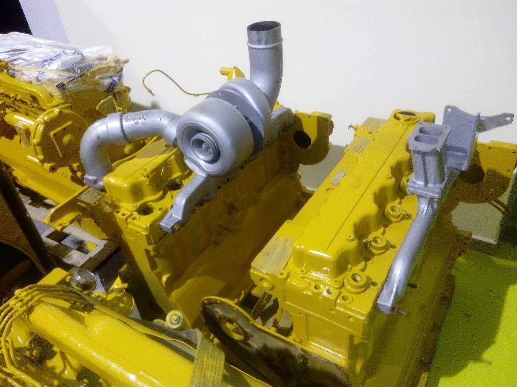 Motor za Građevinska mašina CAT ΜΗΧΑΝΕΣ: slika 13