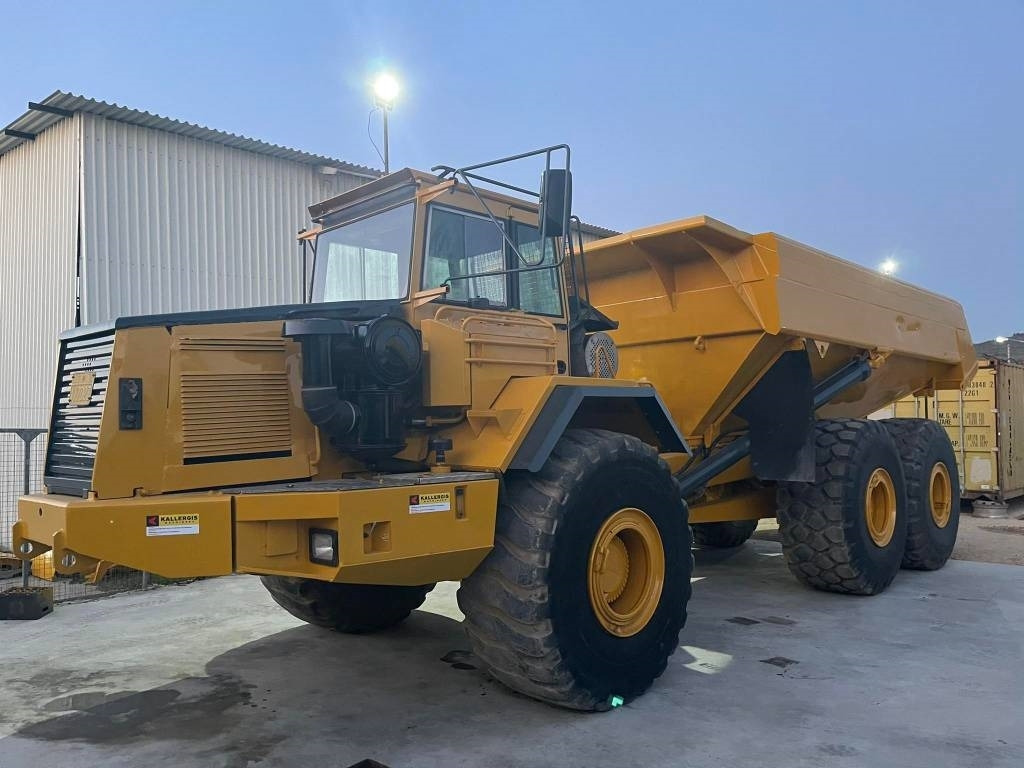 Zglobni kiper Volvo A40C: slika 6