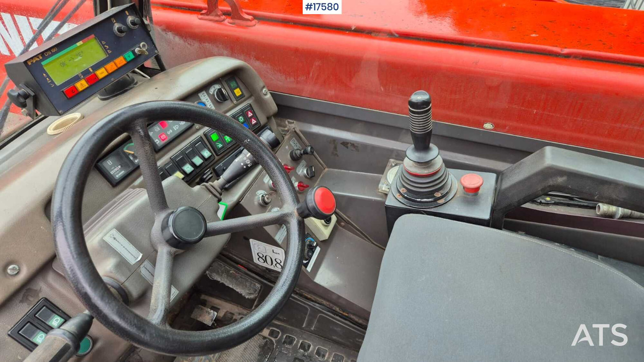 Teleskopski upravljač 2001 Manitou MRT 2145: slika 16