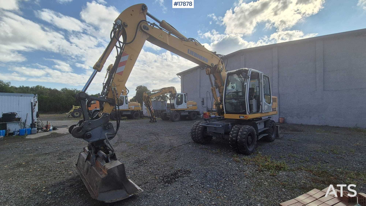 2006 Liebherr A 900C - Bager točkaš: slika 2 2006 Liebherr A 900C - Bager točkaš: slika 2