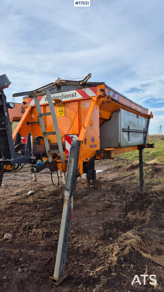Rasipač peska/ Soli EPOKE SH3401 5m3 sand/salt spreader (2007): slika 16