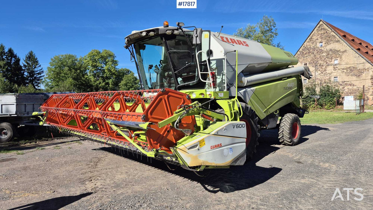 Kombajn zbożowy CLAAS TUCANO 440 (2015) - Kombinovani kombajn: slika 1 Kombajn zbożowy CLAAS TUCANO 440 (2015) - Kombinovani kombajn: slika 1