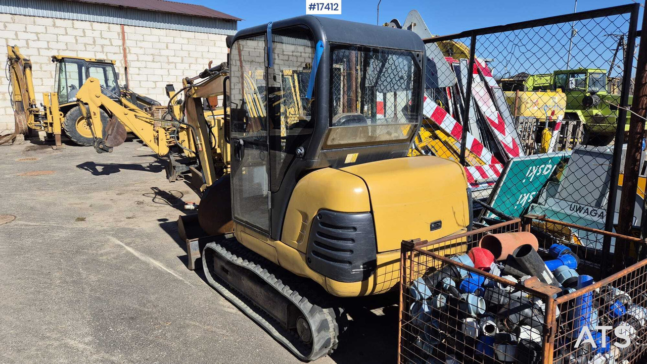 Mini excavator CATERPILLAR 302.5 (2004) two buckets, quick couplers. - Mini bager: slika 5 Mini excavator CATERPILLAR 302.5 (2004) two buckets, quick couplers. - Mini bager: slika 5