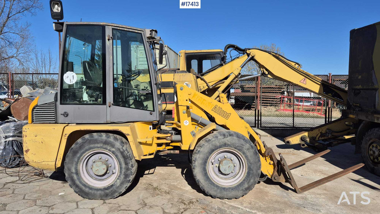 Wheel loader AHLMANN AL 85t 2004) forks, quick coupler, opening bucket. - Utovarivač točkaš: slika 5 Wheel loader AHLMANN AL 85t 2004) forks, quick coupler, opening bucket. - Utovarivač točkaš: slika 5