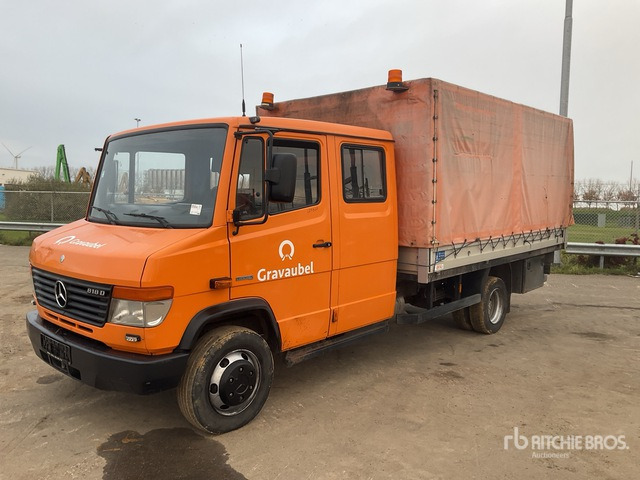 2010 Mercedes-Benz Vario 818DE 4x2 Service Truck - Dostavno vozilo sa ceradom, Dostavno vozilo sa duplom kabinom: slika 1 2010 Mercedes-Benz Vario 818DE 4x2 Service Truck - Dostavno vozilo sa ceradom, Dostavno vozilo sa duplom kabinom: slika 1