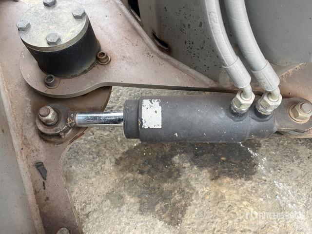 2011 Ammann AV20-2 Double Drum Roller - Valjak za puteve: slika 5 2011 Ammann AV20-2 Double Drum Roller - Valjak za puteve: slika 5