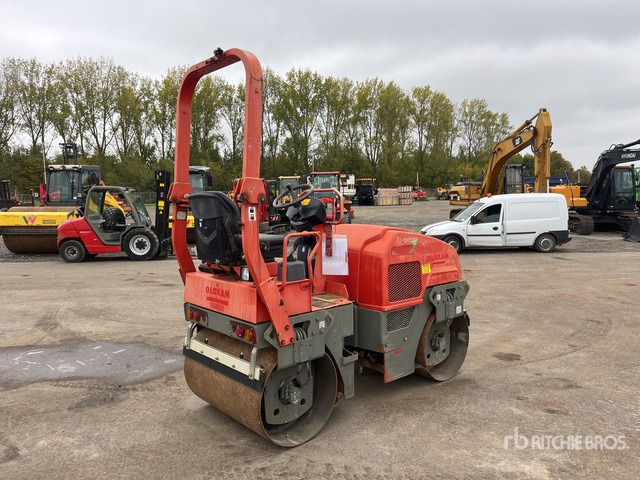 2011 Dynapac CC1100 Double Drum Roller - Valjak za puteve: slika 4 2011 Dynapac CC1100 Double Drum Roller - Valjak za puteve: slika 4