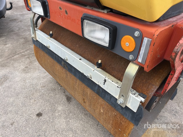 2011 Dynapac CC1100 Double Drum Roller - Valjak za puteve: slika 5 2011 Dynapac CC1100 Double Drum Roller - Valjak za puteve: slika 5