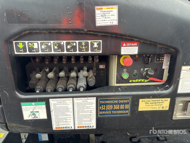 2016 Nifty-Lift HR17 4WD Hybrid Articulating Boom Lift - Zglobna platforma: slika 5 2016 Nifty-Lift HR17 4WD Hybrid Articulating Boom Lift - Zglobna platforma: slika 5