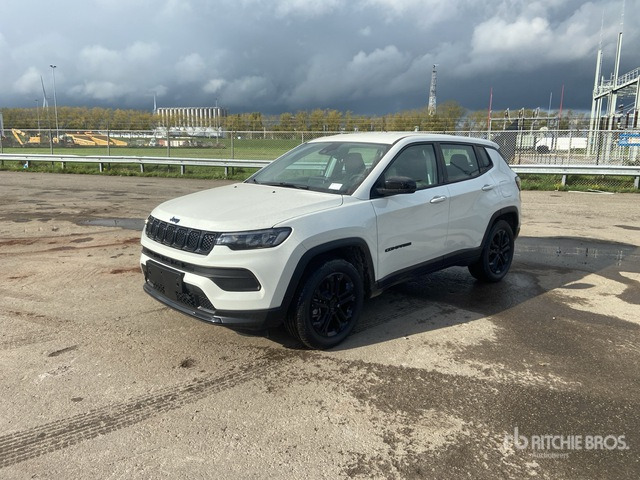 2022 Jeep Compass Longitude 4WD Hybrid (Unused) SUV - SUV: slika 1 2022 Jeep Compass Longitude 4WD Hybrid (Unused) SUV - SUV: slika 1