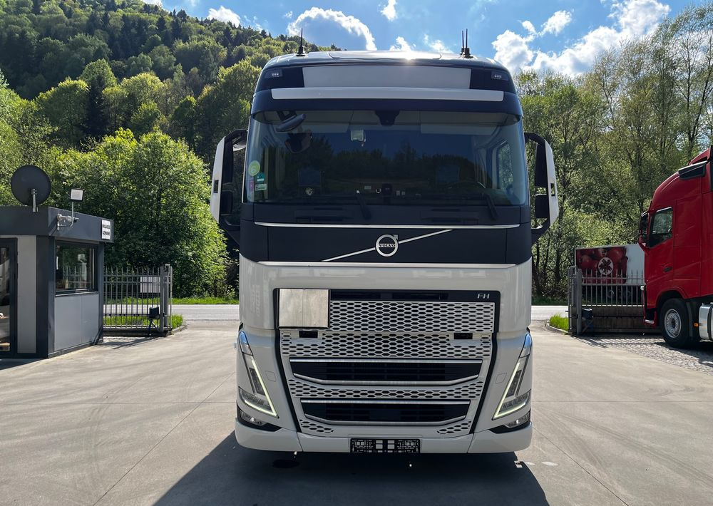 Volvo FH500 // Mega // 2021 Rok // New Face // Parkclima // Joystick // Serwisowany !!! - Tegljač: slika 2 Volvo FH500 // Mega // 2021 Rok // New Face // Parkclima // Joystick // Serwisowany !!! - Tegljač: slika 2