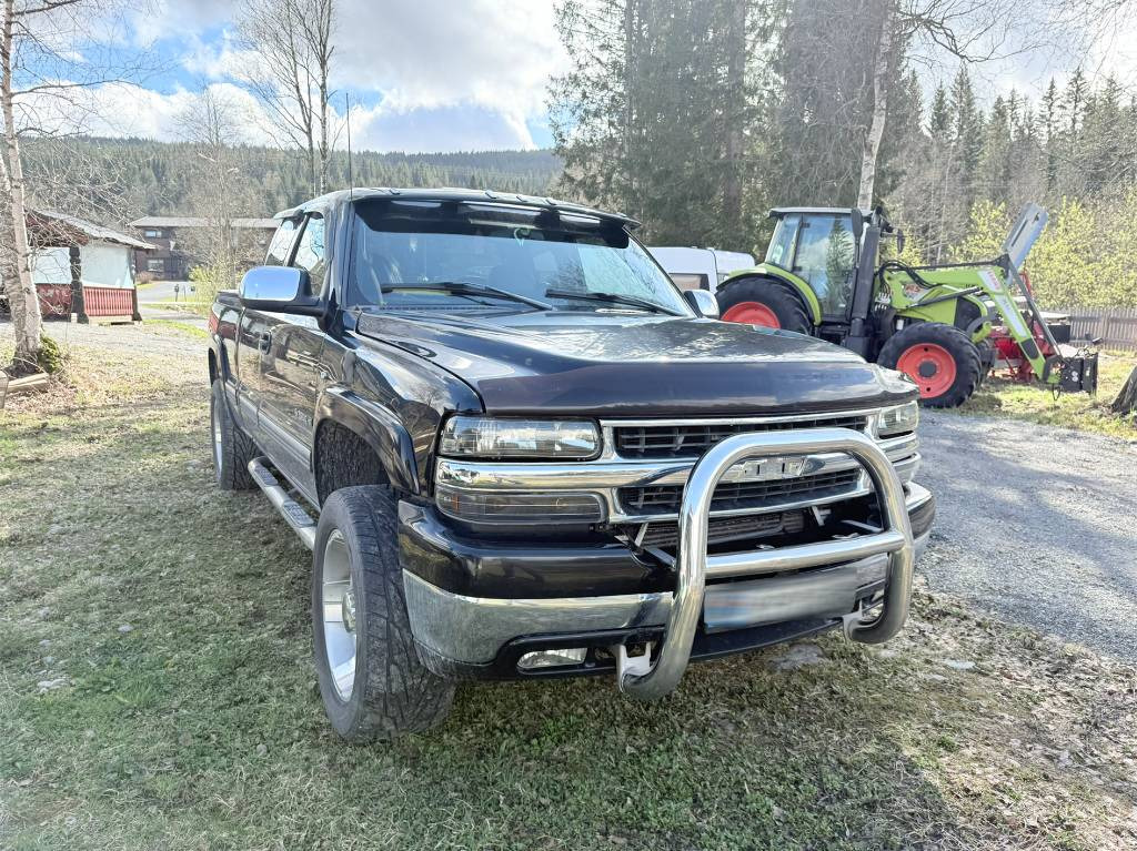 Chevrolet Silverado 2500 4x4 LT - Pikap: slika 3 Chevrolet Silverado 2500 4x4 LT - Pikap: slika 3