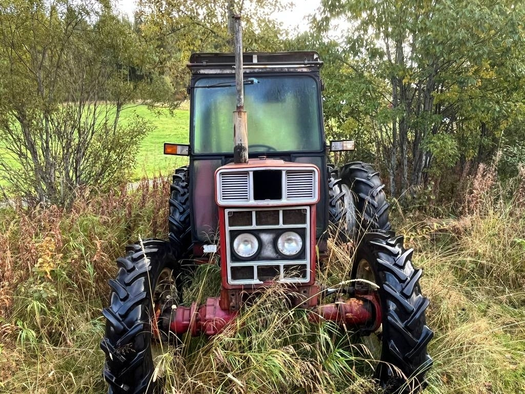 International Harvester 584 4WD - Traktor: slika 5 International Harvester 584 4WD - Traktor: slika 5