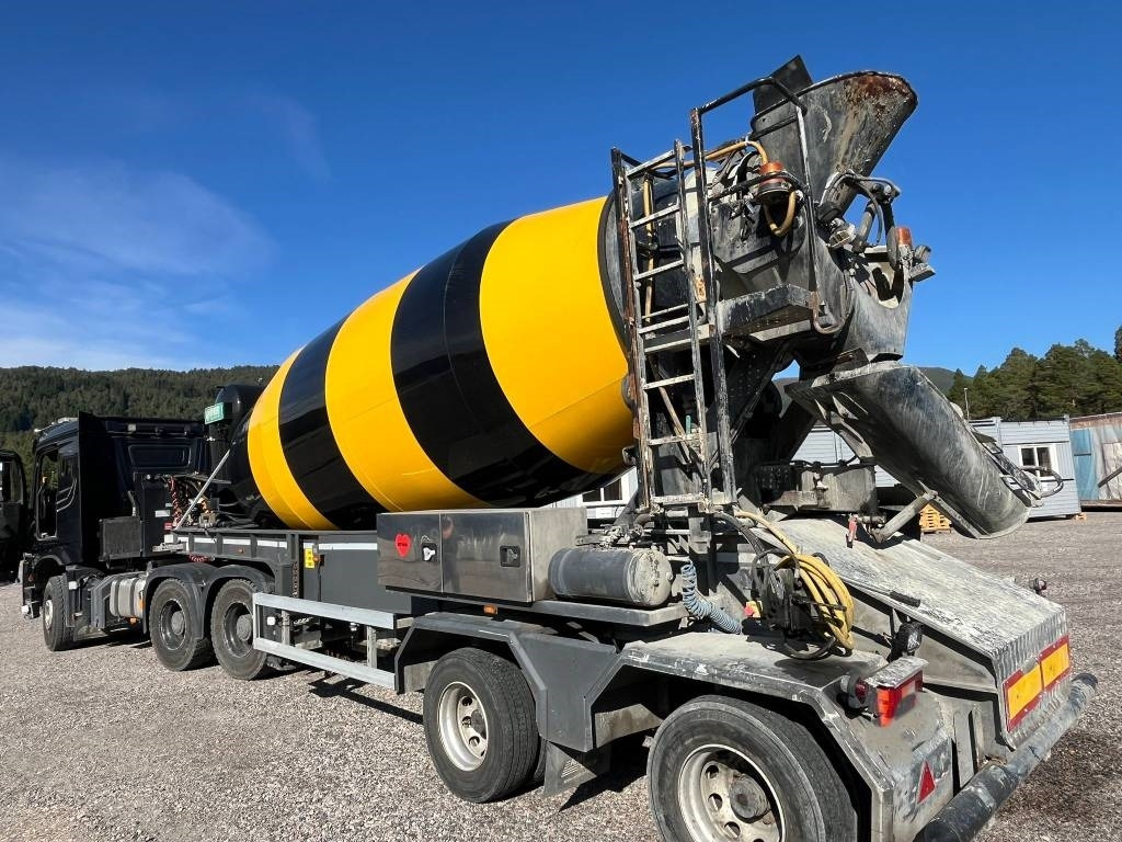 Mercedes-Benz Arocs 6X4 AMT BT 220 semi-trailer concrete mixer - Tegljač, Poluprikolica mikser: slika 5 Mercedes-Benz Arocs 6X4 AMT BT 220 semi-trailer concrete mixer - Tegljač, Poluprikolica mikser: slika 5