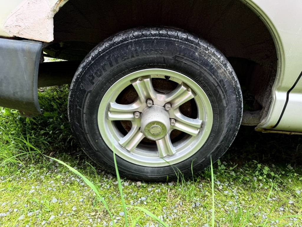 Mali kombi Toyota Hiace 4x4: slika 16