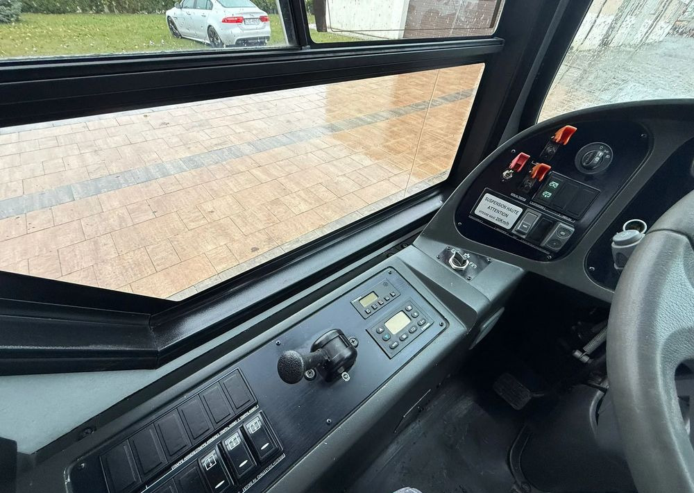 Lizing Irisbus Irisbus Midys Irisbus Irisbus Midys: slika 11